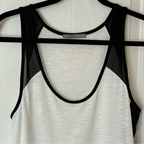 🌼 Smart Set Tank Top. Size L - Picture 3 of 3